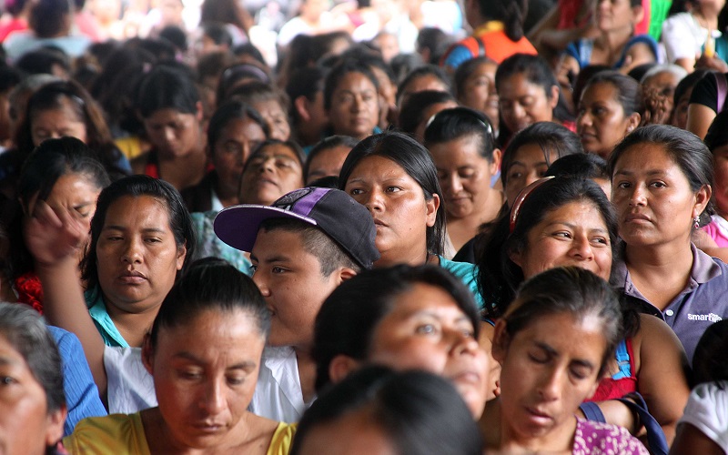 En pro de la equidad de género: Héctor Santiago