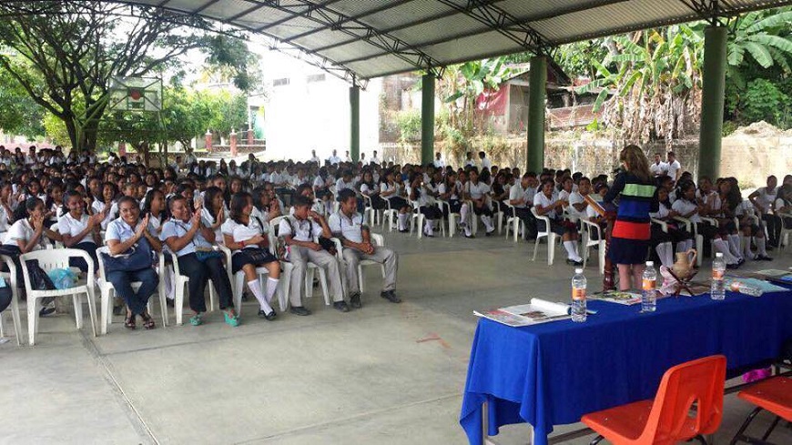En el gobierno de Gabino Cué, más de 40 mil jóvenes beneficiados con el programa “A leer Oaxaca”