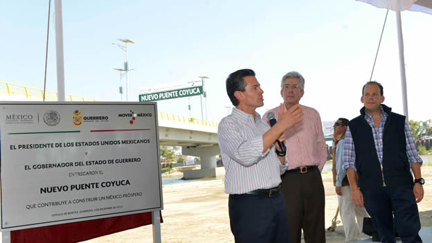Peña Nieto llama a «superar» el dolor del caso Ayotzinapa