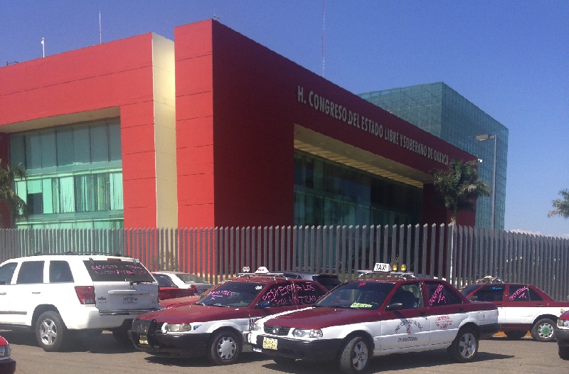 En el Congreso, Sindicato Libertad también acciona contra titular de la SSP