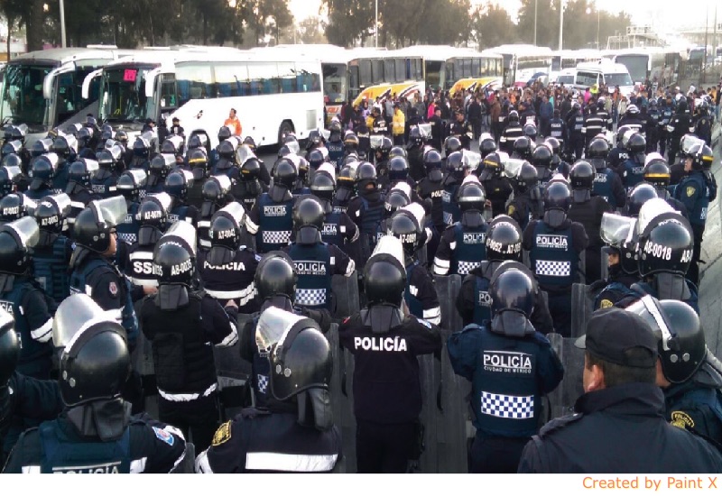 Granaderos impiden entrada de maestros de Oaxaca al DF, advierten posible enfrentamiento