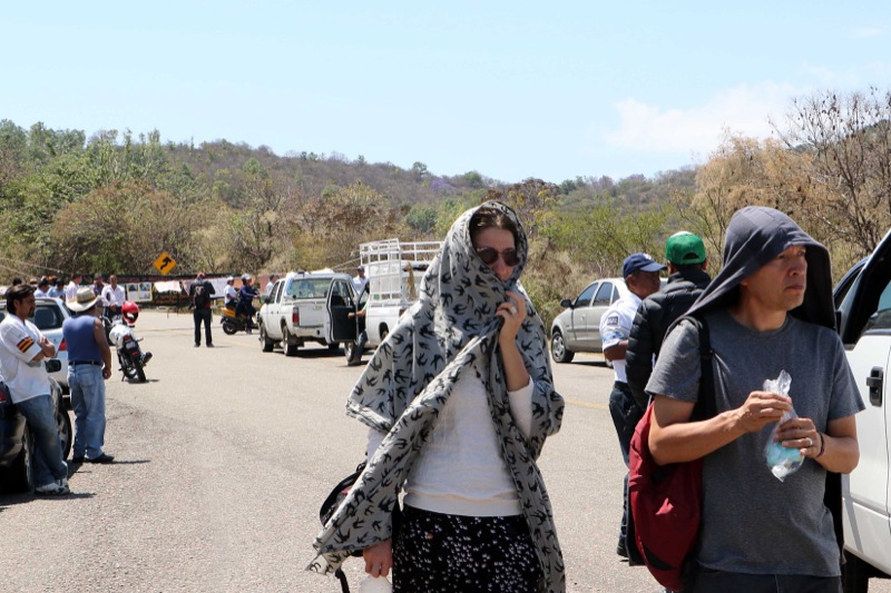 Bloquean a turistas en Oaxaca y Chiapas