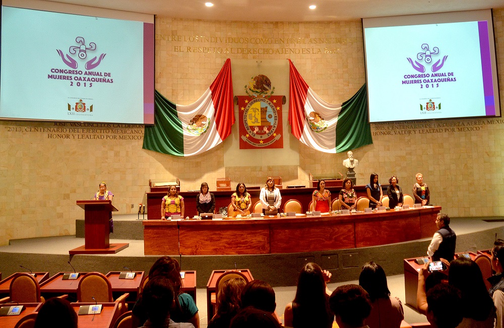 Legislativo realiza Primer Congreso Anual De Mujeres Oaxaqueñas 2015