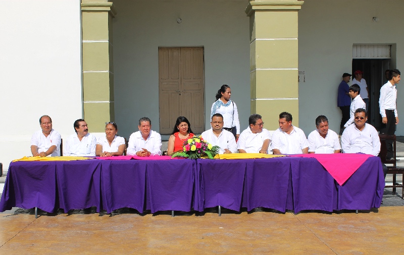 El edil de Ixtaltepec, Rubén Antonio, encabeza ceremonia del 77 aniversario de expropiación petrolera