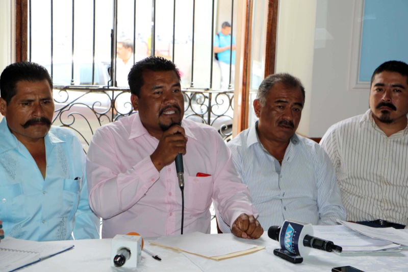 Población de Tonalá exige que dejen de darle dinero a su Edil