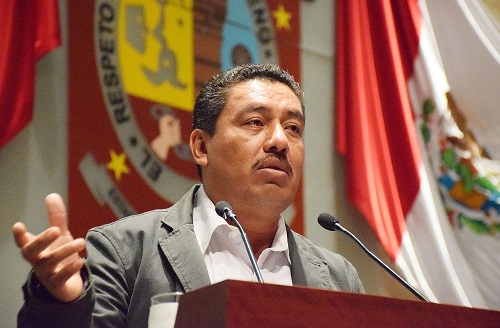 Pide Víctor Cruz crear comisión municipal que garantice los derechos de la niñez oaxaqueña