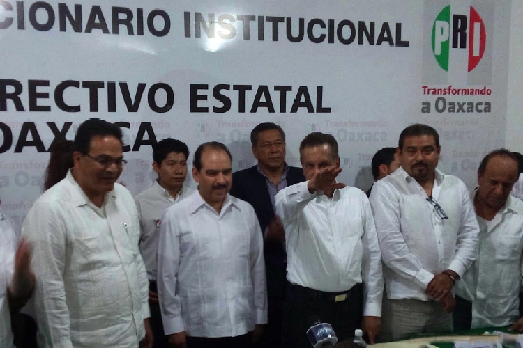 Rescata el PRI a Fidel Herrera y lo manda a operar en Oaxaca