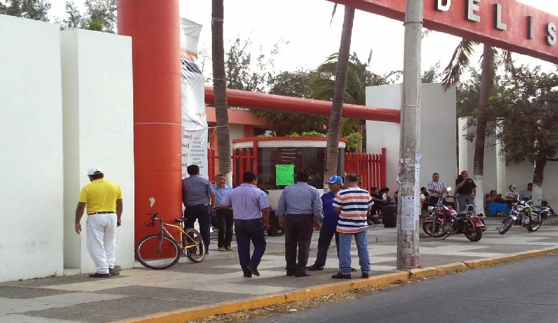 Por conflicto intersindical, sin clases por segundo día el Instituto Tecnológico del Istmo