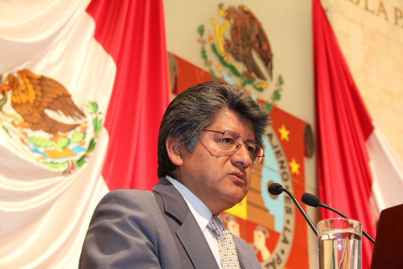 Responsabilidad penal contra funcionarios corruptos pide Martínez Neri