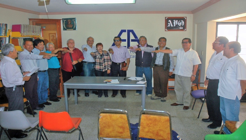 Reestructura directiva la Asociación de Periodistas de Oaxaca
