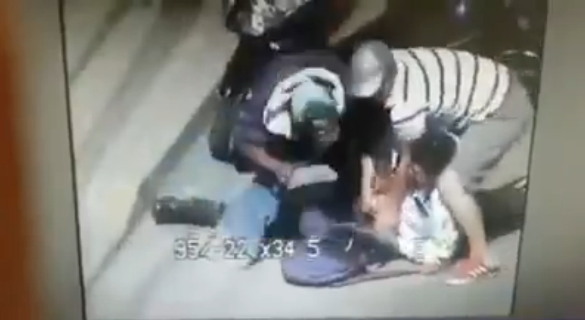 Integrantes del Sindicato Libertad golpean a Policía Vial