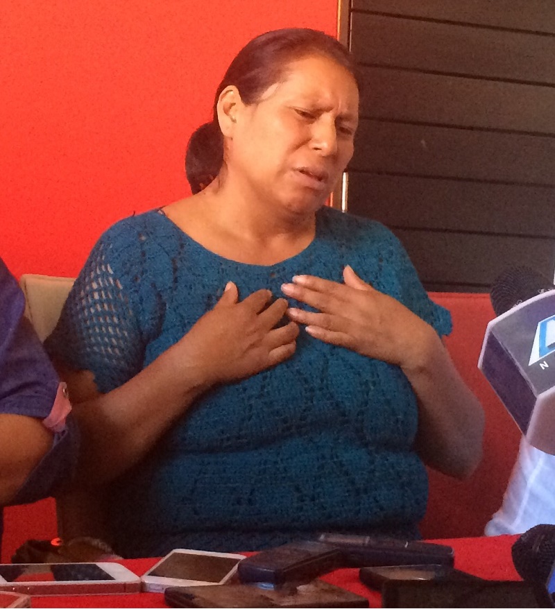 Exige justicia madre de Dulce Melisa Martínez Allende; podrían confirmar policías comunitarias en Huautla