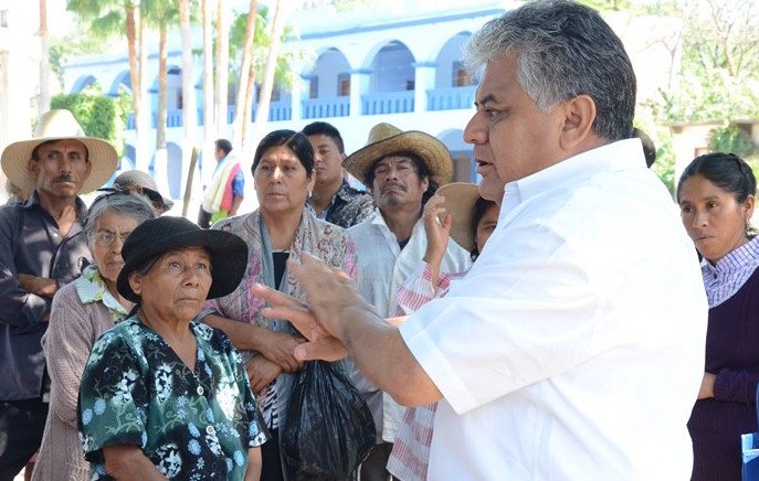 Ahorradores defraudados piden apoyo a Othón Cuevas