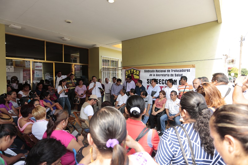 Trabajadores del Sector Salud exigen renuncia de Germán Tenorio por incompetente