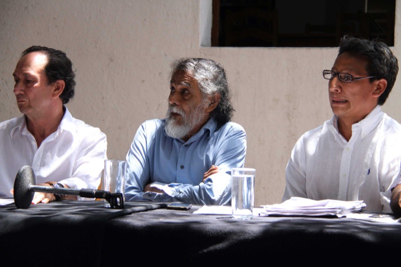Acepta Toledo invitación de Cué pero condiciona que sea pública y no en lo oscurito 