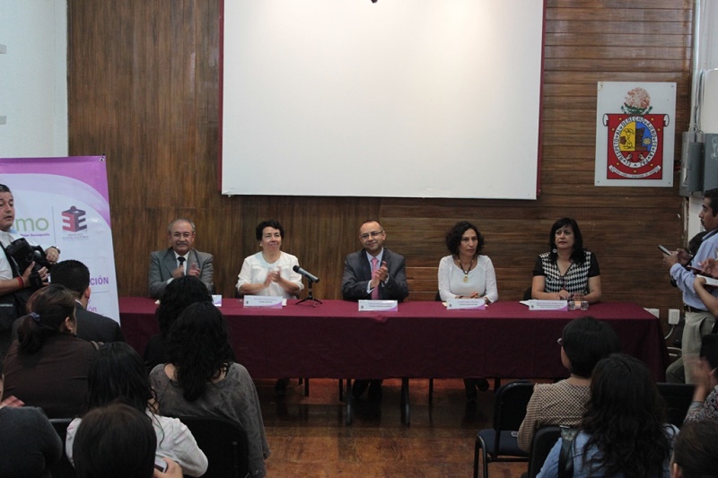 En 140 municipios de Oaxaca, niegan derechos políticos y acceder al poder a mujeres: IEEPCO