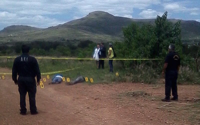 Ejecutan a ex presidente municipal de Santa María Sola de Vega y a su acompañante