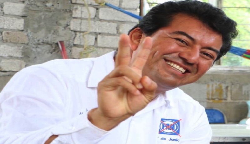 Juan Mendoza Reyes, pide a electores cambiar el rumbo del X distrito de Miahuatlán este 7 de junio