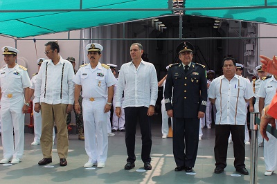 Asiste presidente de la Diputación Permanente a ceremonia por el Día de la Marina