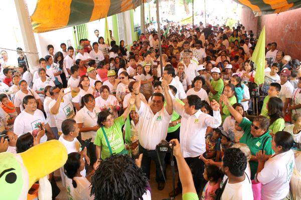 Ciudadanos del Distrito 8 se vuelcan a favor de Miguel Ángel Morales Amaya