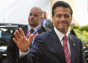 enrique-pena-nieto-la-cerveza--jpg_654x469
