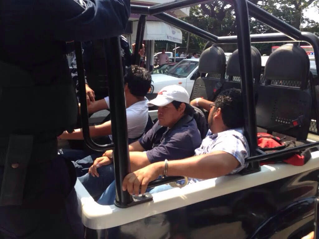 Detienen a líder de la Sección 22 del Istmo; lo envían a instalaciones de la PGR