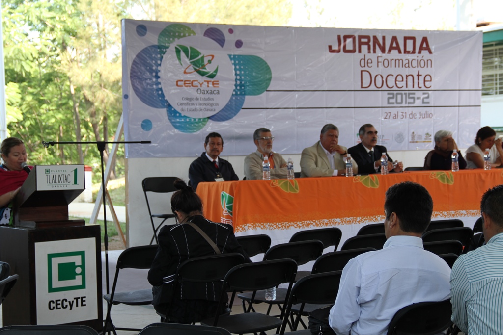 Director del CECyTEO ofrece diálogo respetuoso al Sindicato para enfrentar la evaluación al desempeño docente