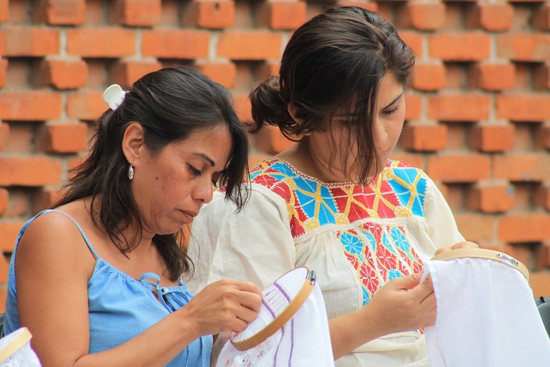 Hilvana arte textil a Oaxaca y Aguascalientes