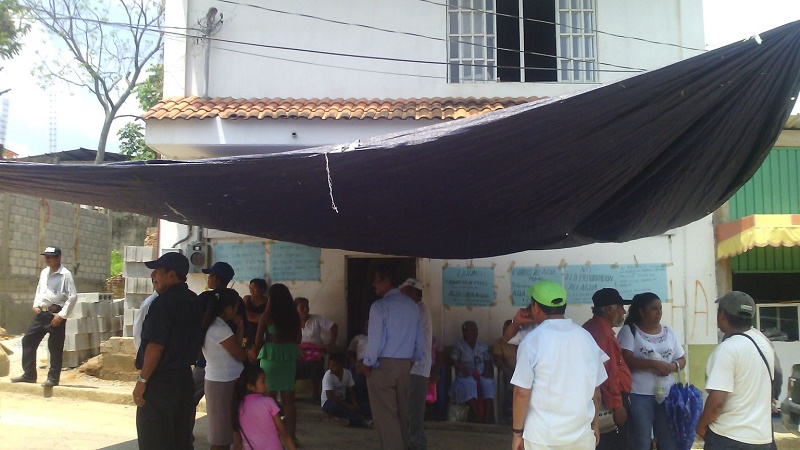Toman usuarios de agua potable delegación fiscal de Matías Romero, exigen condonación de pagos