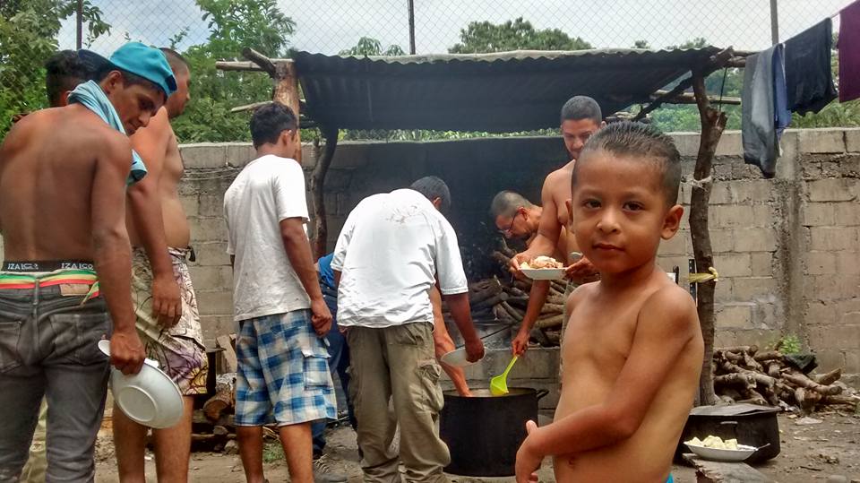 Los menores migrantes también claman refugio