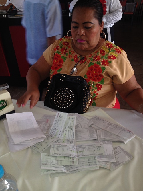 En Juchitán, Personal de Apoyo a la Educación de la Sección 22 repudia a su representante