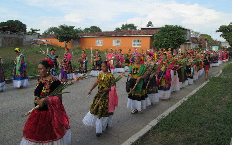 Con Paseo de las Flores, Ixtaltepec preserva las tradiciones