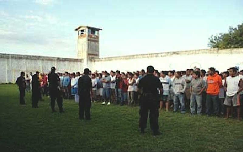 Secretaría de Seguridad Pública y Defensoría se suben al ring por remoción de director de la Penitenciaría