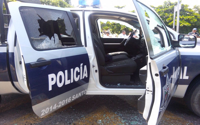 Asalto a la policía municipal de Zanatepec deja dos heridos y un botín de  400 mil pesos