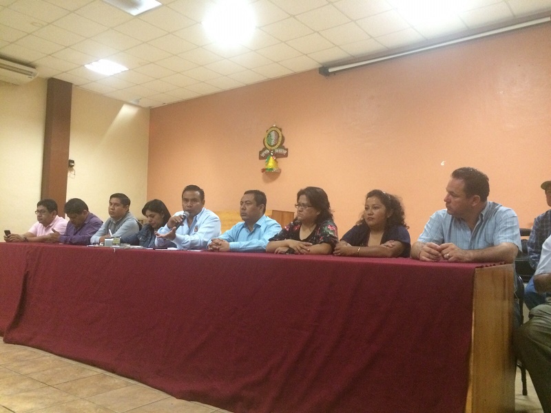 Sin servicios de salud se encuentran 13 mil pobladores de Etla por apatía de autoridades