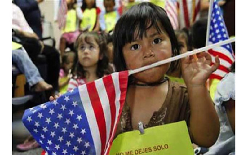 7 mil niños oaxaqueños tiene doble nacionalidad; por falta de acta, IEEPO les niega educación