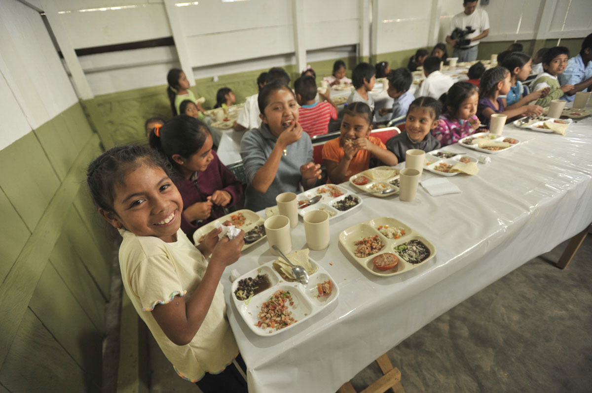 Operan 2 mil 346 cocinas comunitarias, programa se replica en Chiapas y Guerrero, asegura titular de la Sedesoh