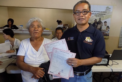 Atiende Registro Civil e IOAM a migrantes en Baja California