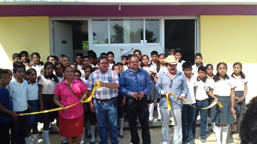 Alcalde Rubén Antonio Altamirano, cumpliendo con Chivixuyo