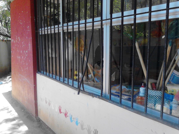 Por riesgos en kinder, exigen atención de Protección Civil y la Policía