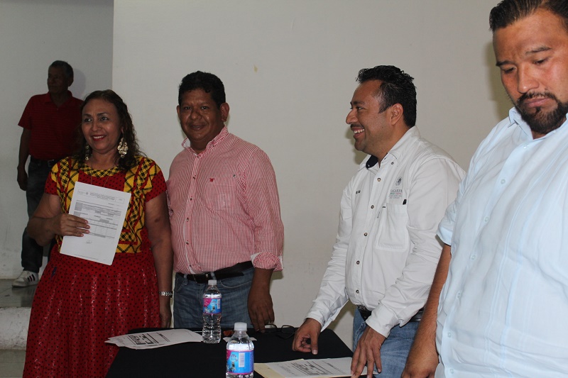 Dota SAGARPA apoyo a ganaderos de Juchitán
