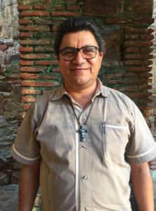 Padre Wilfrido Mayrén.