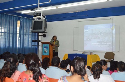 Rinde Primer Informe de actividades directora de la Escuela de Enfermería, Tehuantepec de la UABJO