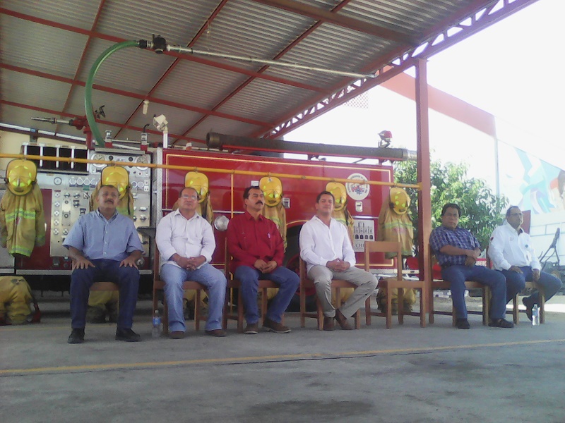 Bomberos de Juchitán se benefician con sistema hidráulico automatizado