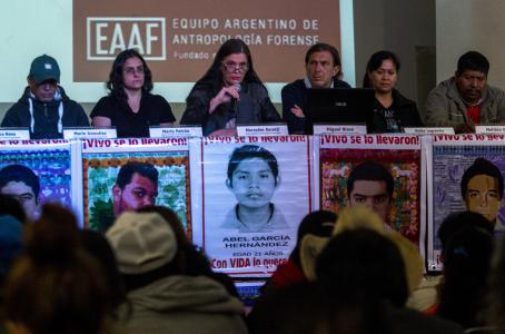En Cocula no quemaron a los 43 estudiantes, dicen peritos argentinos