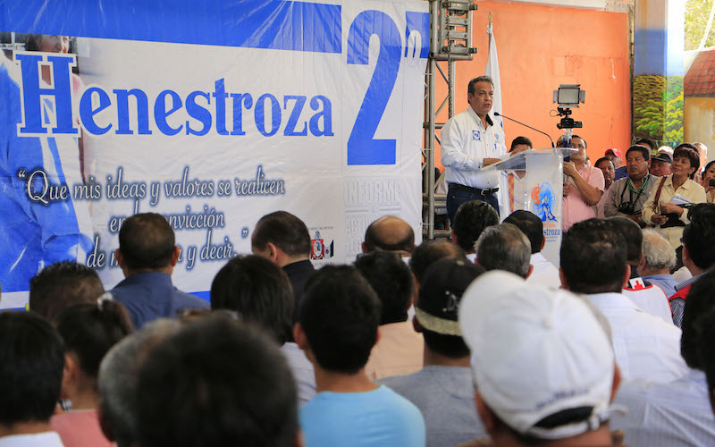 La democracia, transparencia, rendición de cuentas y la comunidad, impulsan mi trabajo: Gerardo Henestroza