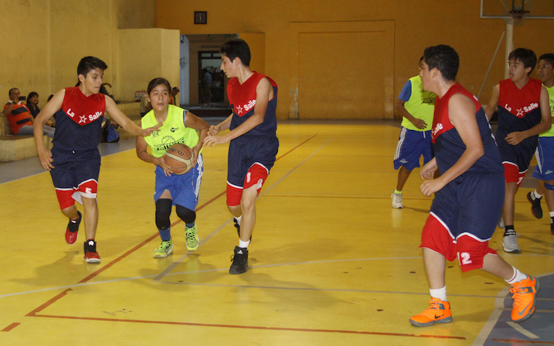 El basquetbol como pretexto