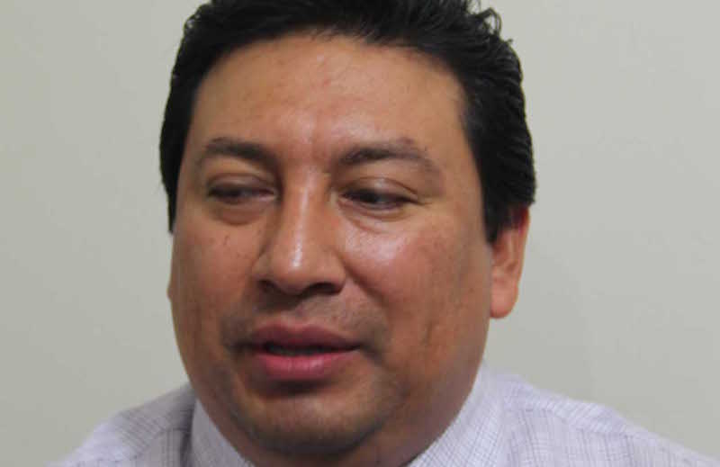 Magistrado interpone amparo por su remoción de la Presidencia del Tribunal Electoral