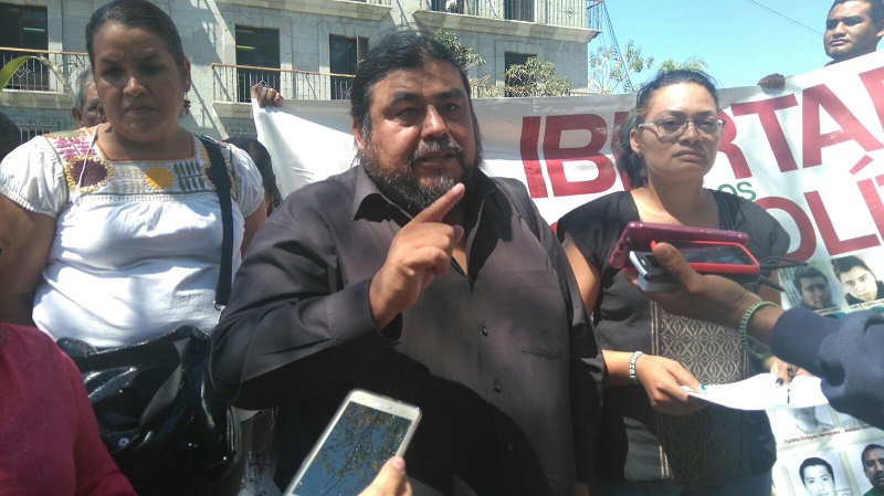 Emplazan a diálogo a Gobernador del Estado para liberación de