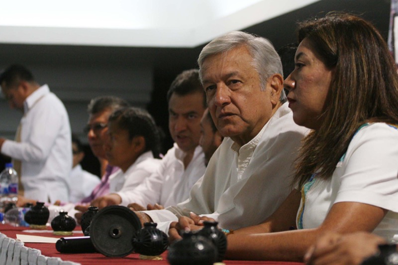 Candidato a gobernador pide al IEEPCO no permitir que AMLO confronte a las y los oaxaqueños